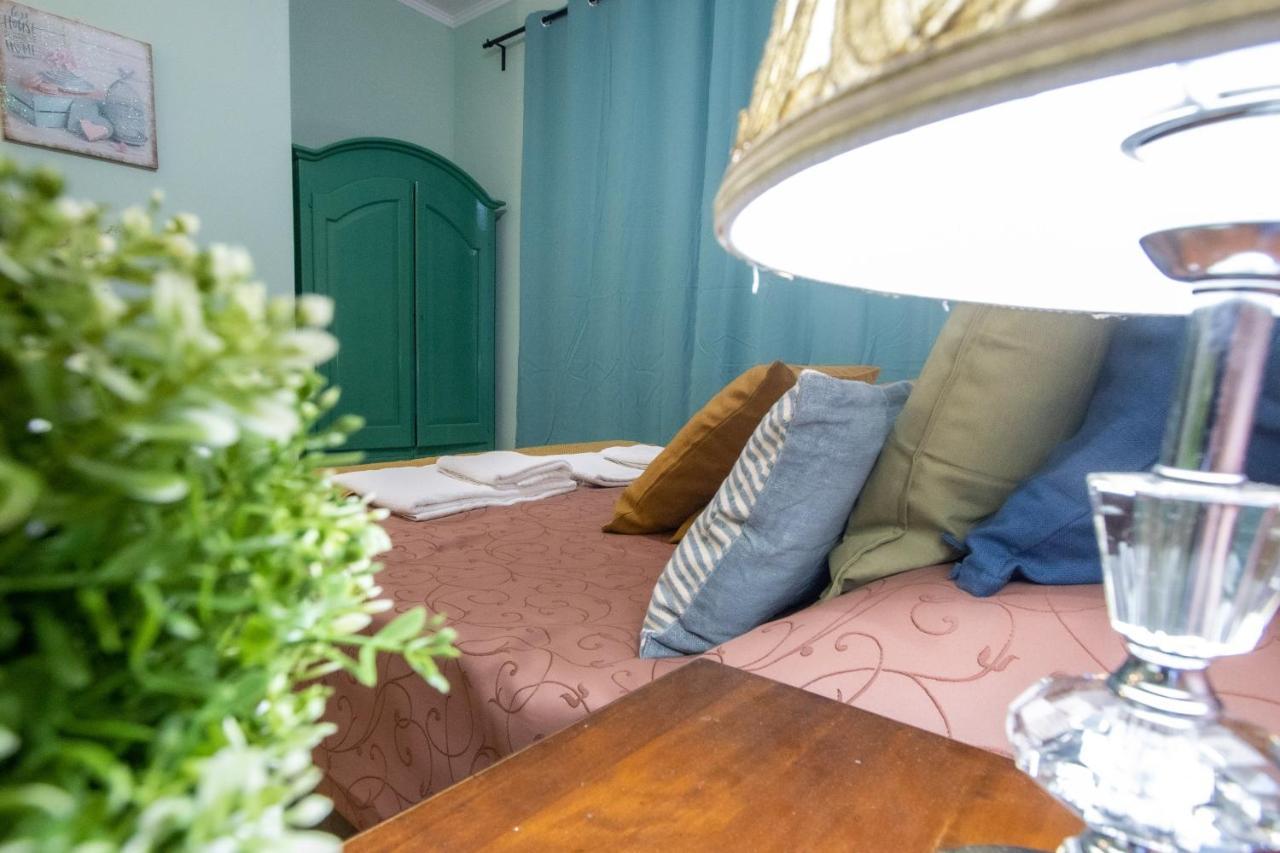 B&B Colorful Suite Yard Roma Esterno foto