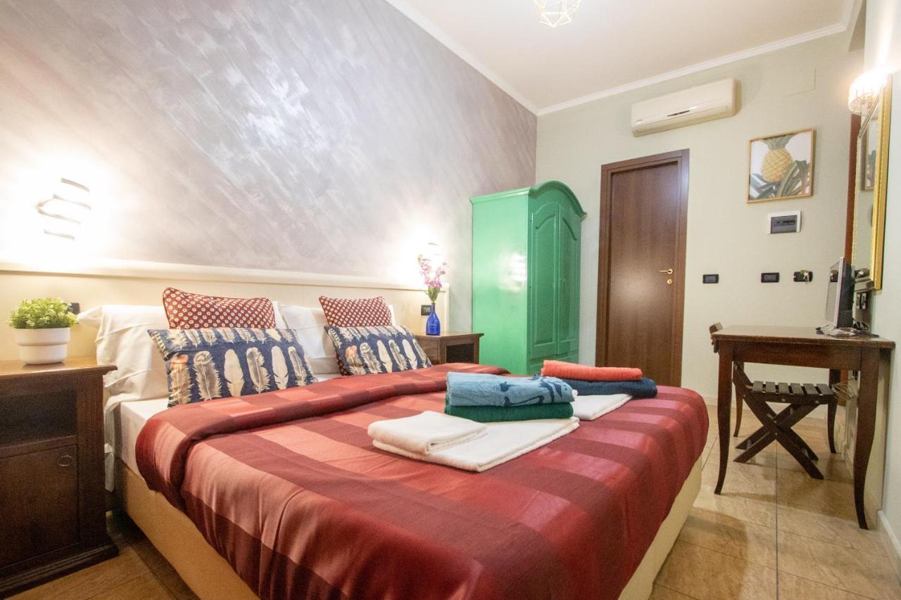 B&B Colorful Suite Yard Roma Esterno foto