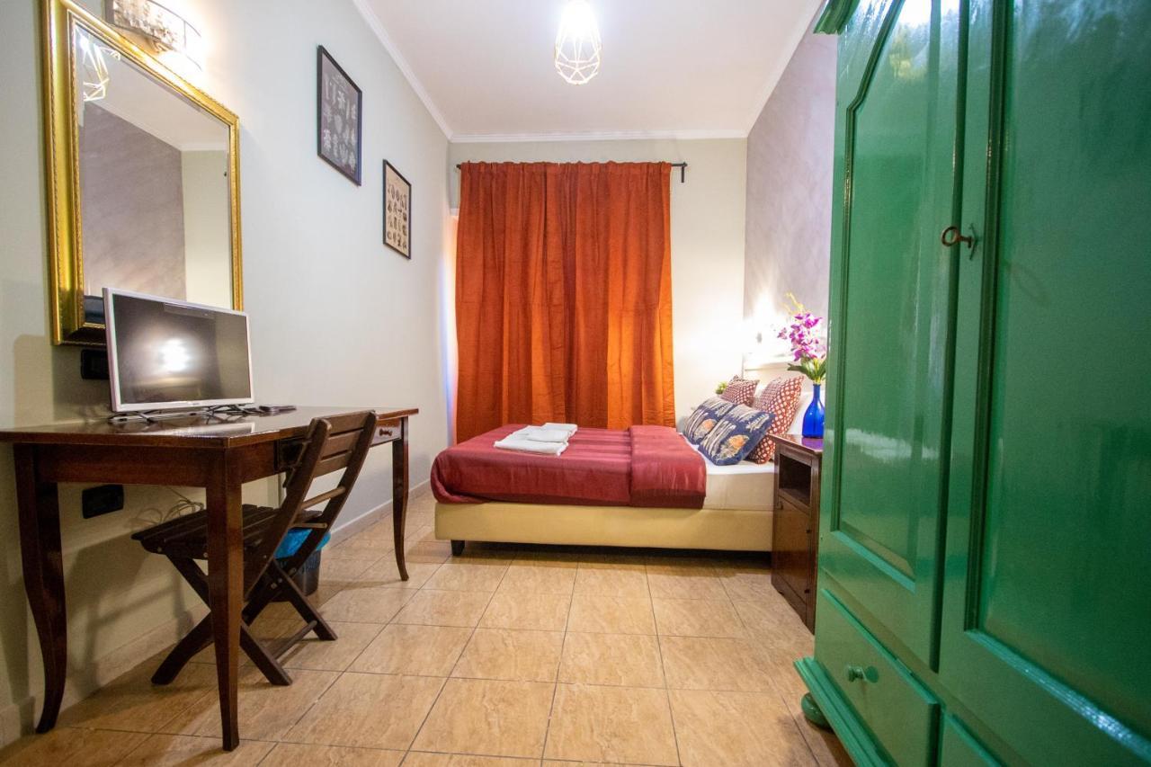B&B Colorful Suite Yard Roma Esterno foto